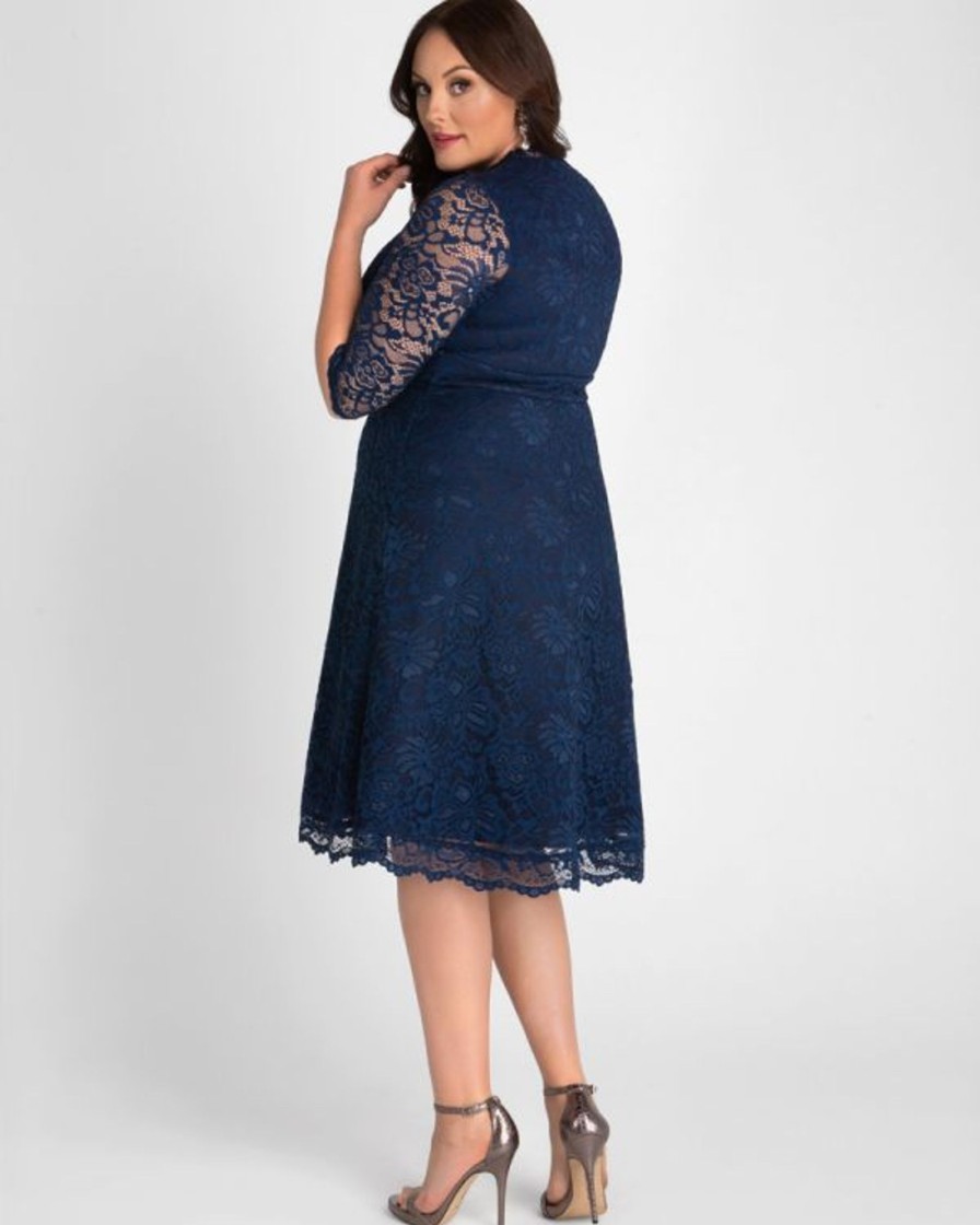 Plus Size Kjoler TP Kjoler | Mademoiselle Kort Plus Size Kjole