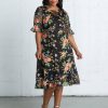 Plus Size Kjoler TP Kjoler | Wildflower Embroidered Dress